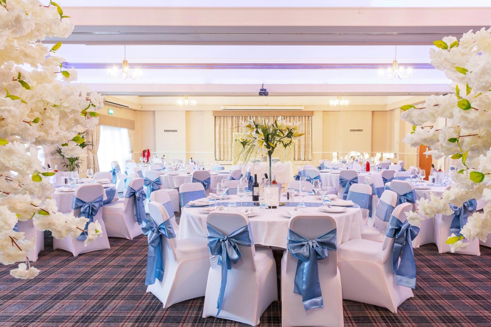 Airport Inn & Spa Manchester Wilmslow Bagian luar foto